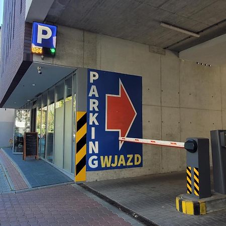 Apartament Gliwice Centrum Dunikowskiego Z Garazem Luaran gambar