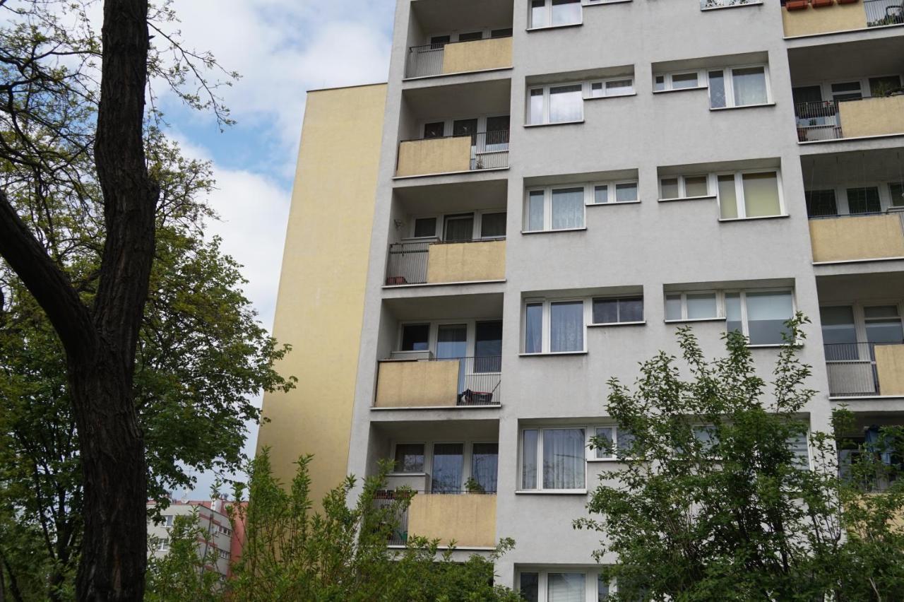 Apartament Gliwice Centrum Dunikowskiego Z Garazem Luaran gambar