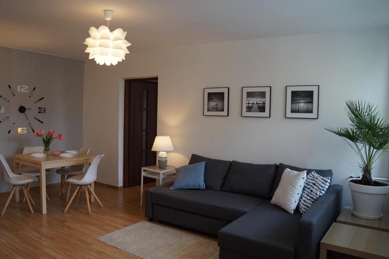 Apartament Gliwice Centrum Dunikowskiego Z Garazem Luaran gambar